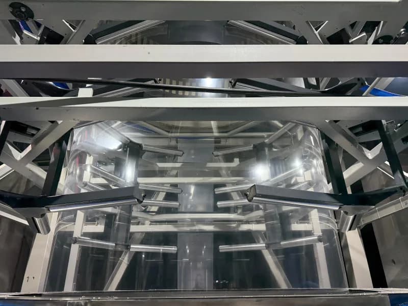 MGS 5 katmanlı ko-ekstrüzyon POF shrink film rulo yakın çekim — ASTM test edilmiş teknik özellikler ve TDS verileri