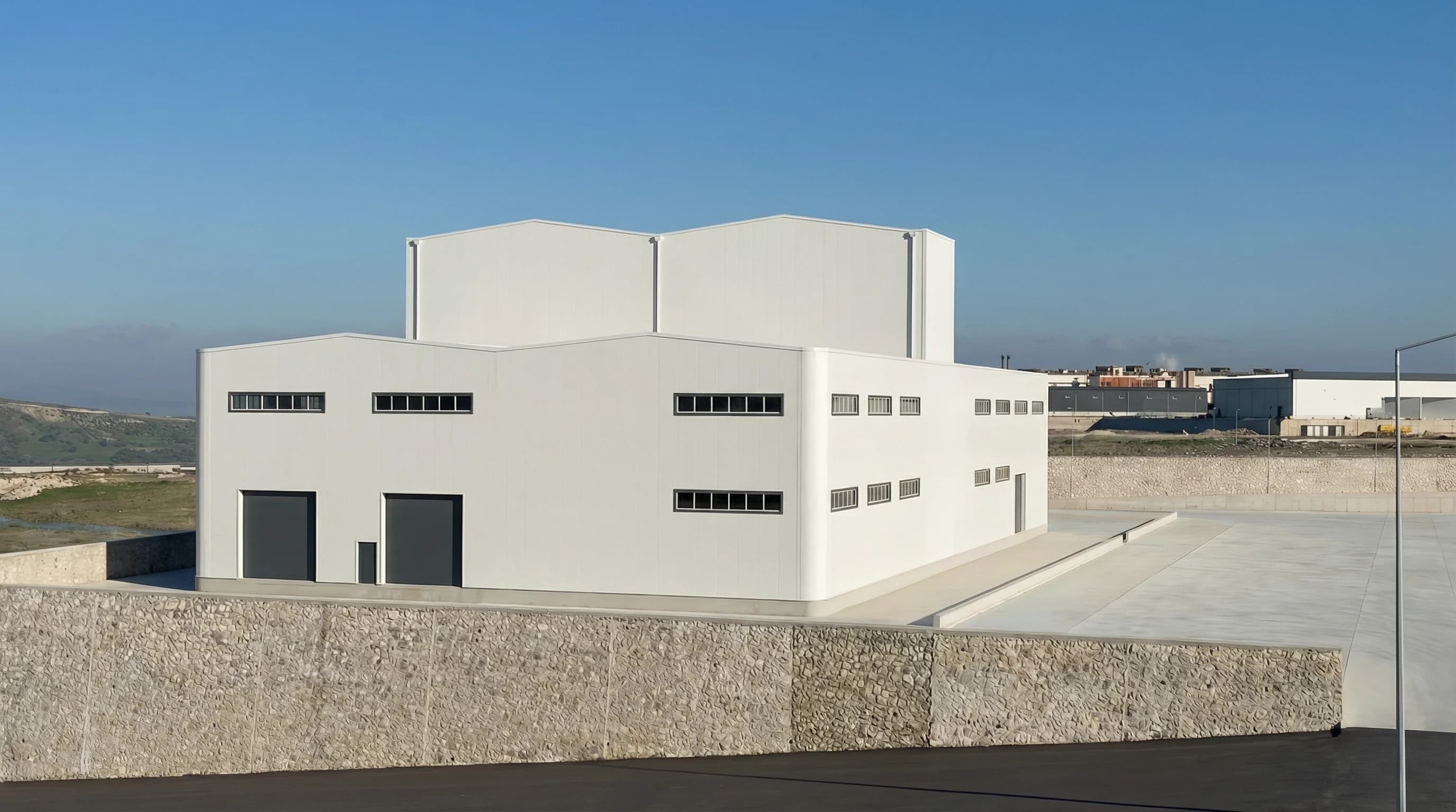 MGS Maripak Great Silver Balıkesir POF shrink film üretim tesisi iç görünümü — yerli 5 katmanlı ko-ekstrüzyon altyapısı